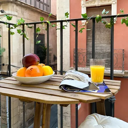 Apartment Casa Vega. Coqueto En Casco Antiguo. Alicante