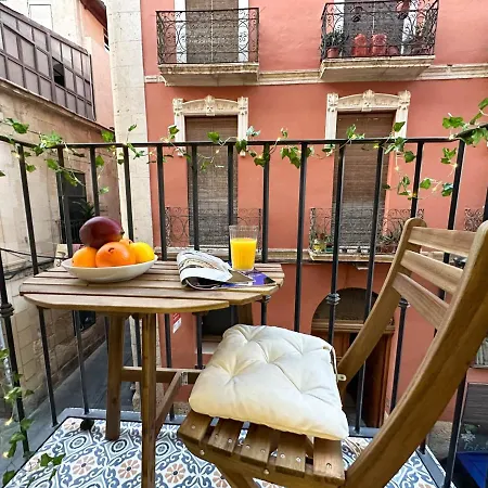 Apartment Casa Vega. Coqueto En Casco Antiguo. Alicante